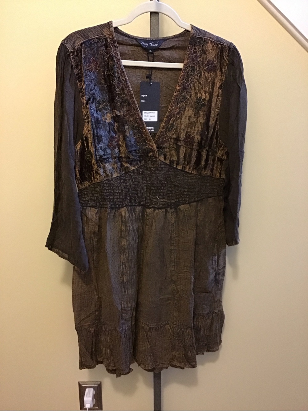 YOUNG THREADS NWT 🎉Dress Brown Velvet Ruched Knee Small Large X-Large